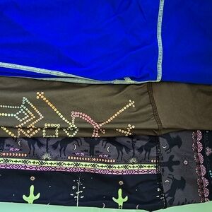 Teeki 3 Pair Leggings Size Small Excellent Condition